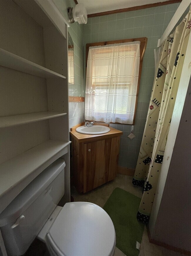 Building Photo - 12 Nancy Ln