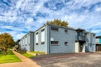 Building Photo - Ridglea Square Apartments