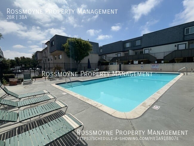 Building Photo - 18550 Hatteras St