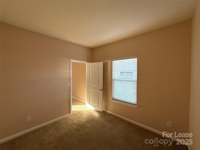 Building Photo - 134 Ashton Dr