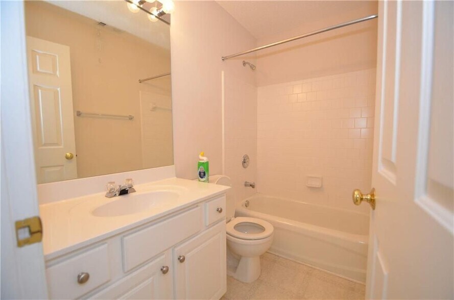 Building Photo - 4407 Weham Ct