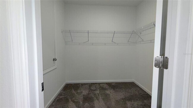 Building Photo - 1129 Deepwater Cir