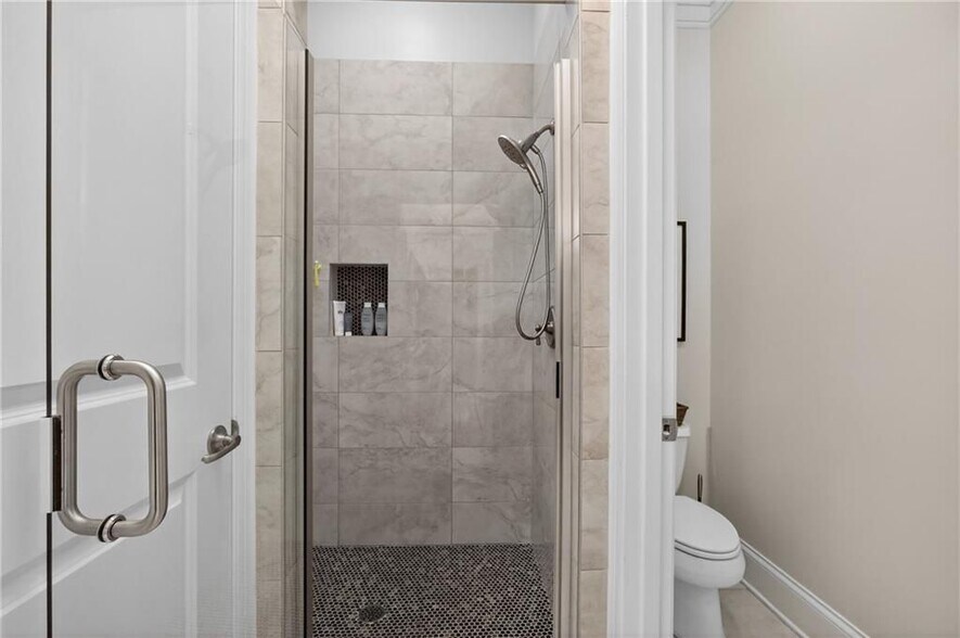 Building Photo - 428 Bill Kennedy Wy SE