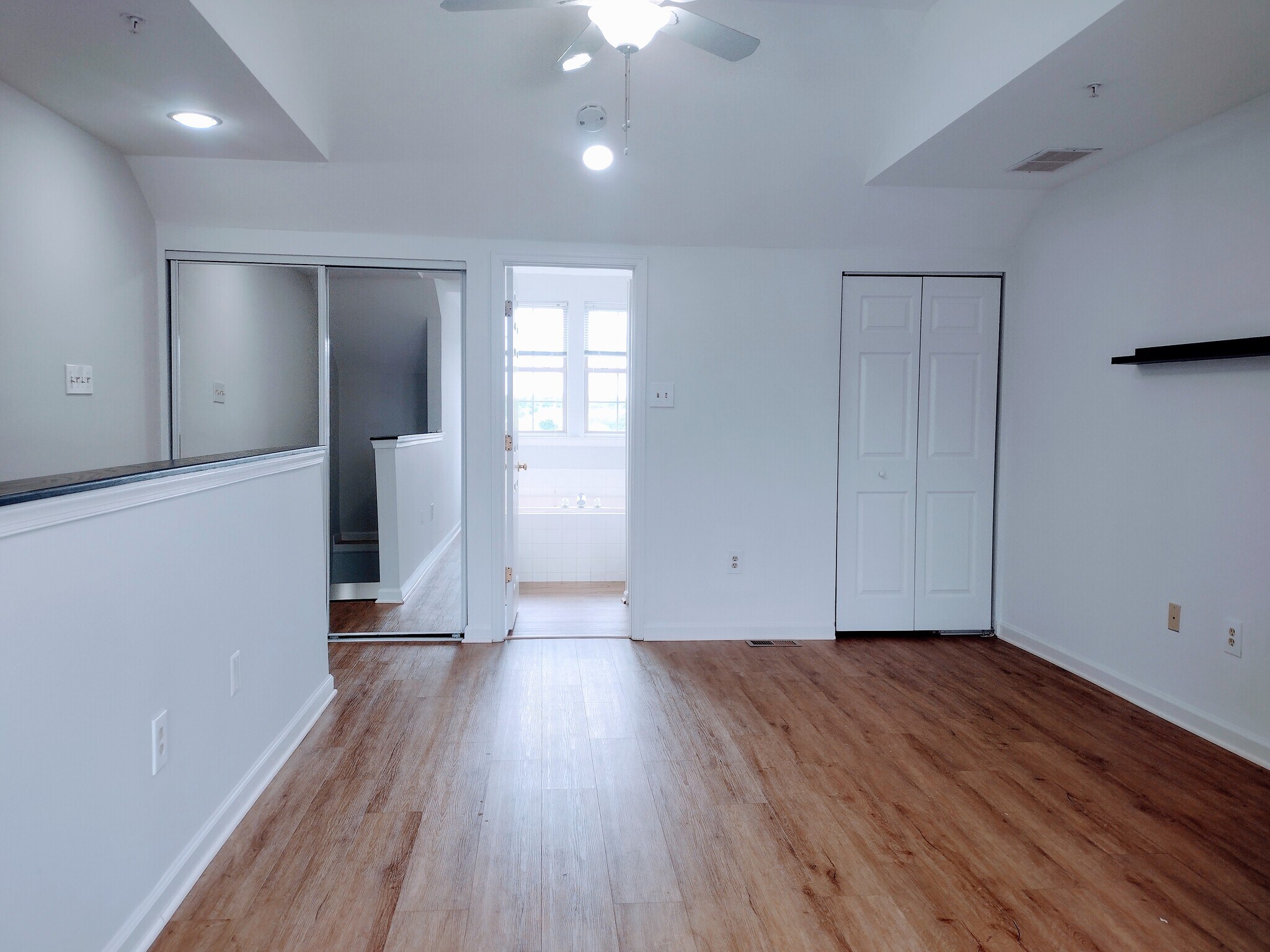 Building Photo - 12 Bailey Ln