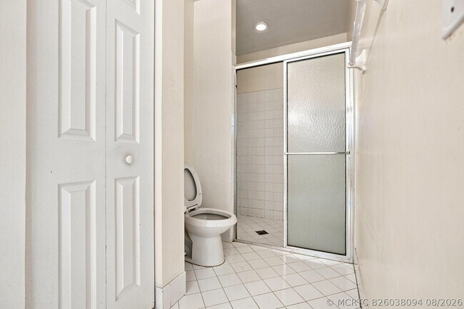 Building Photo - 3717 Pebblebrook Manor