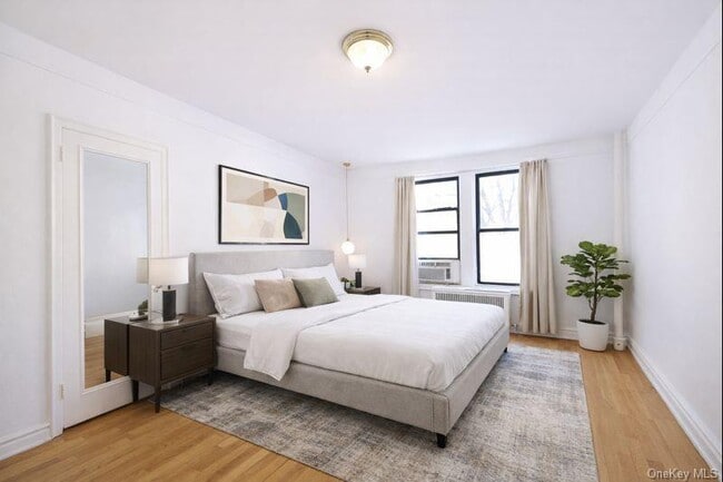 Building Photo - 1080 Warburton Ave