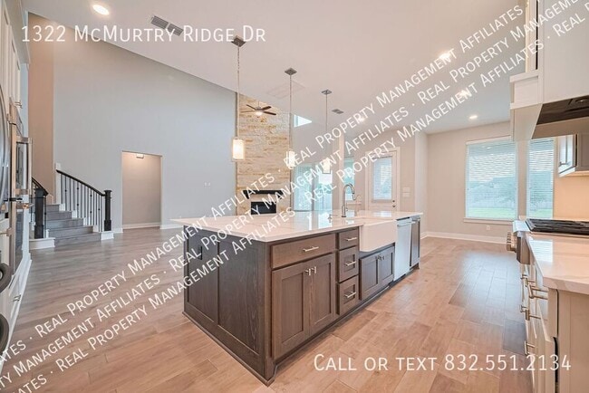 Building Photo - 1322 McMurtry Ridge Dr