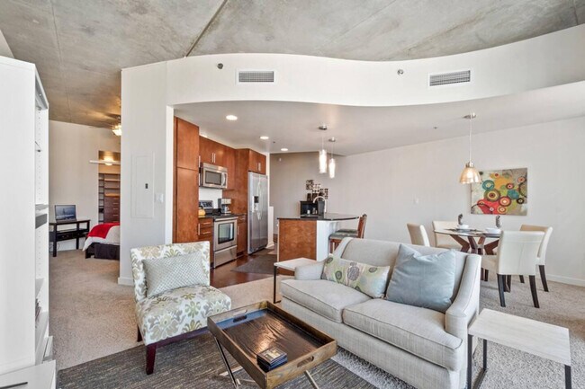 Building Photo - 750-776 14th St