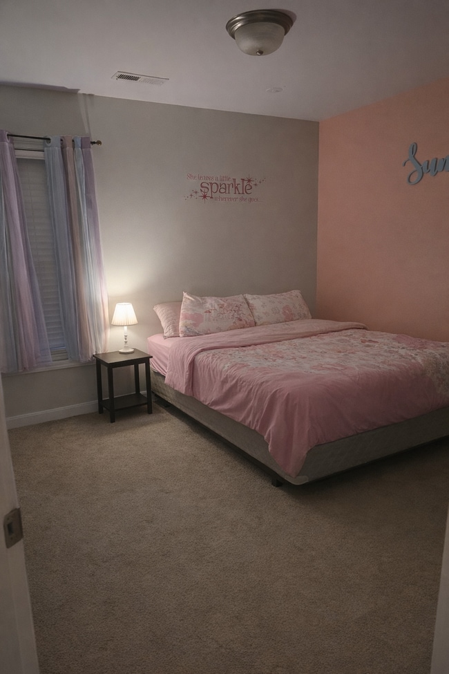 Building Photo - 108 Cherry Grove Dr