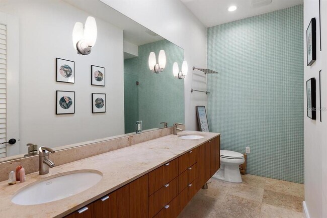 Building Photo - 1423 Landings Pl