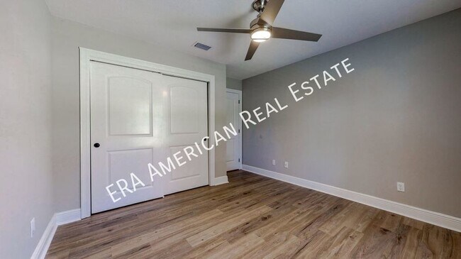 Building Photo - 18 Meigs Dr