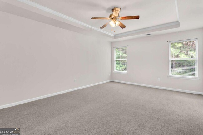 Building Photo - 4488 Ravenwood Dr