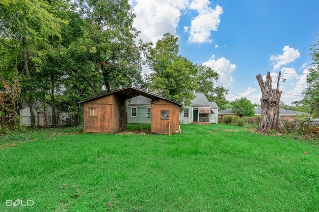 Building Photo - Home For Rent!