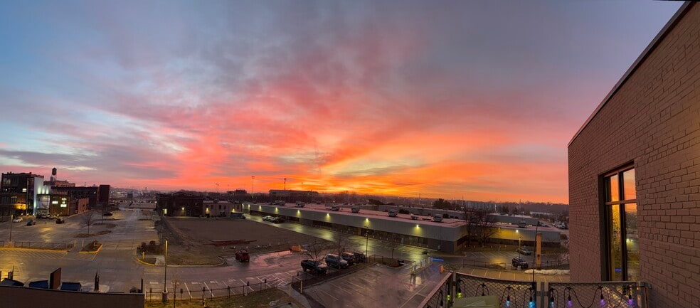 Sunrise - 319 SW 5th St