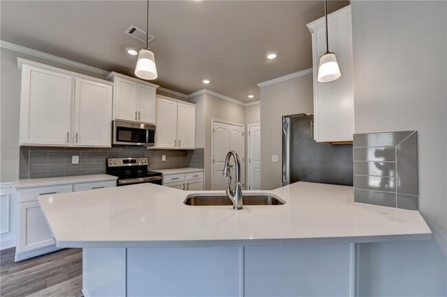 Building Photo - 5595 Rock Place Ct