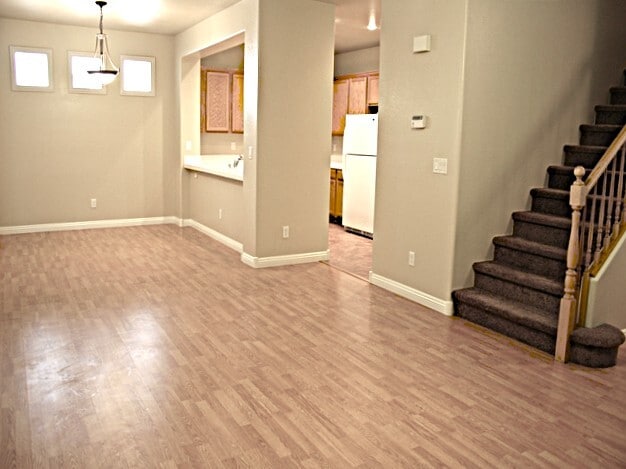 Building Photo - 9551 Green Vineyard Ave