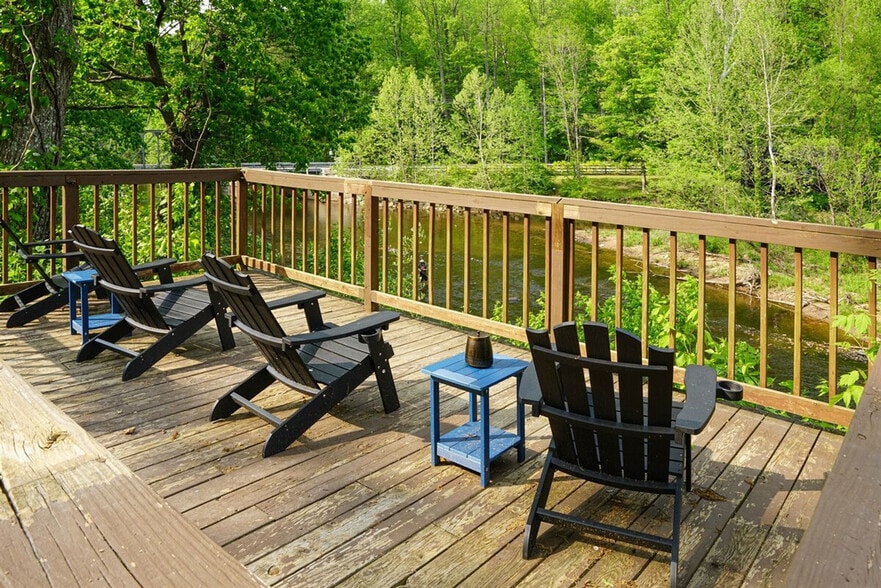 Building Photo - 90 Faulkner Rd