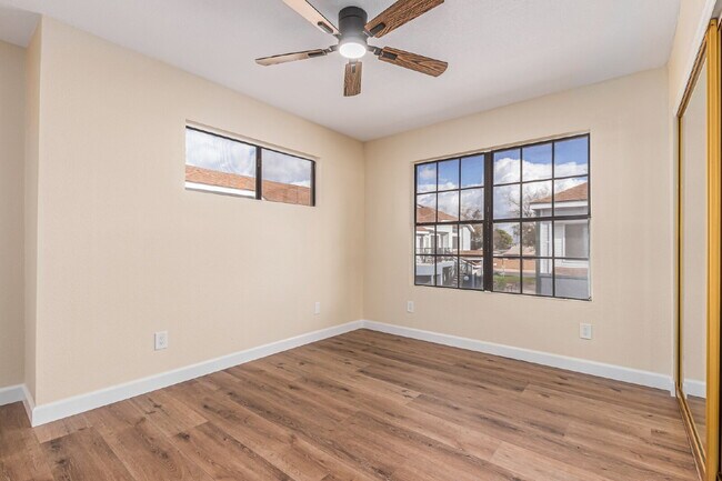 Building Photo - Ready for IMMEDIATE MOVE IN!