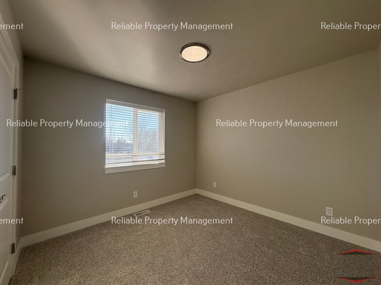 Building Photo - 1578 Hannah Ln