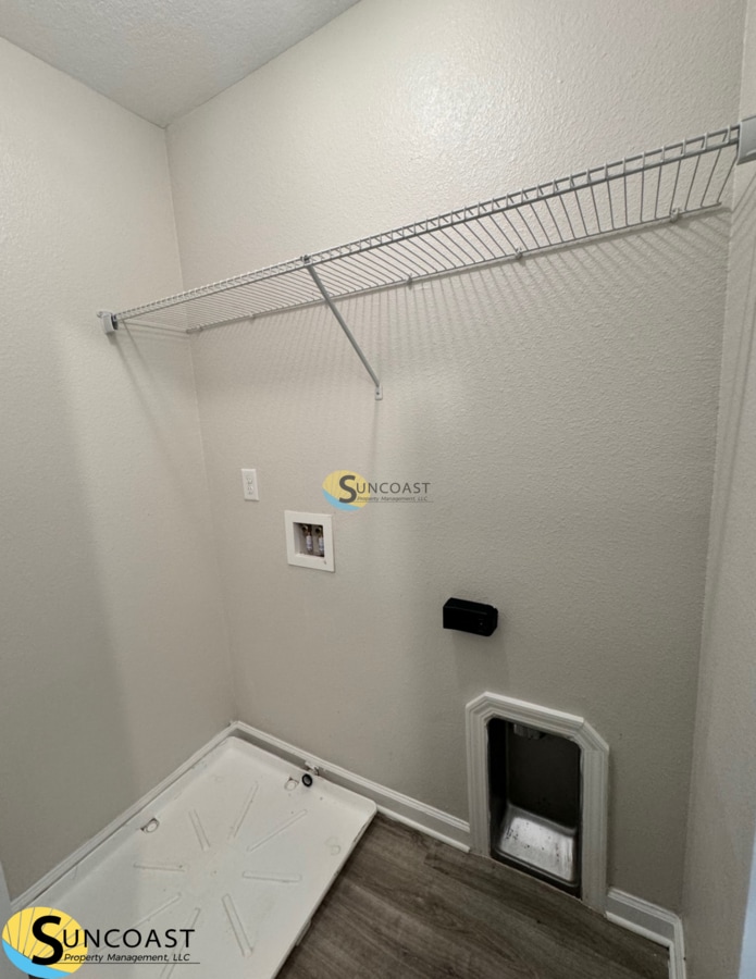 Building Photo - 8329 Homeport Ct