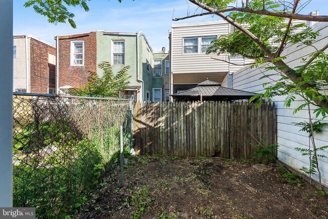 Building Photo - 3088 Weikel St