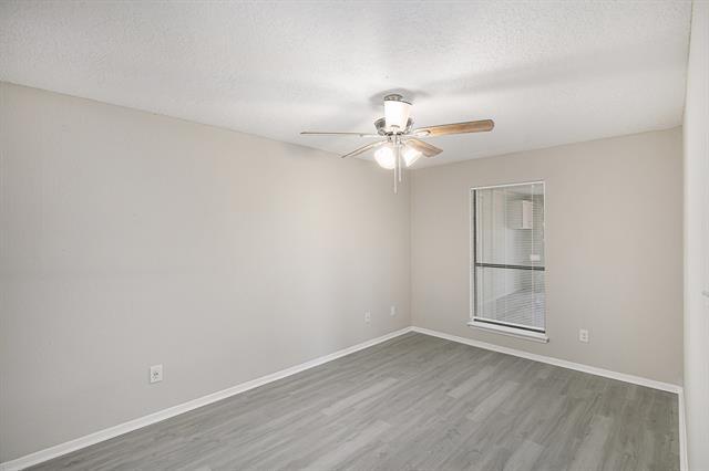 Building Photo - 2112 Windhurst Dr