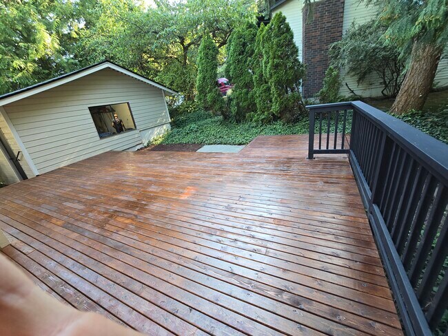 Building Photo - 17612 NE 30th Pl