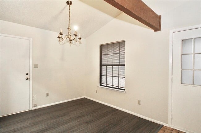 Building Photo - 6710 Hart Ln