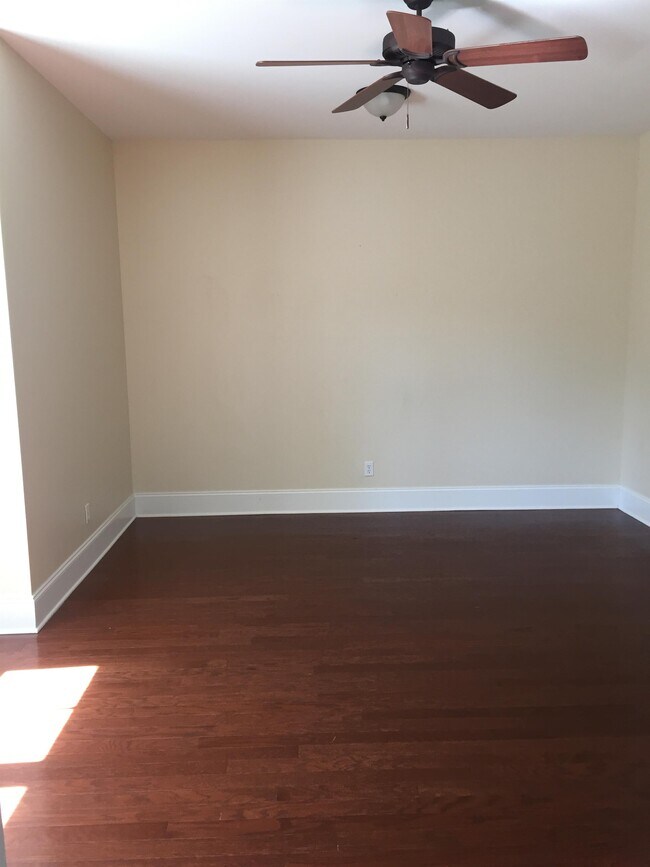 Building Photo - 65 Orvis Stone Cir
