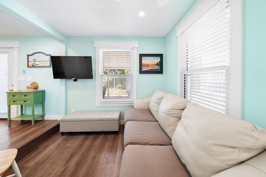 Building Photo - 505 Anemone St