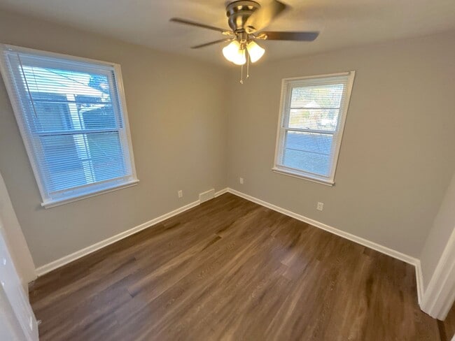 Building Photo - 1741 Hood St