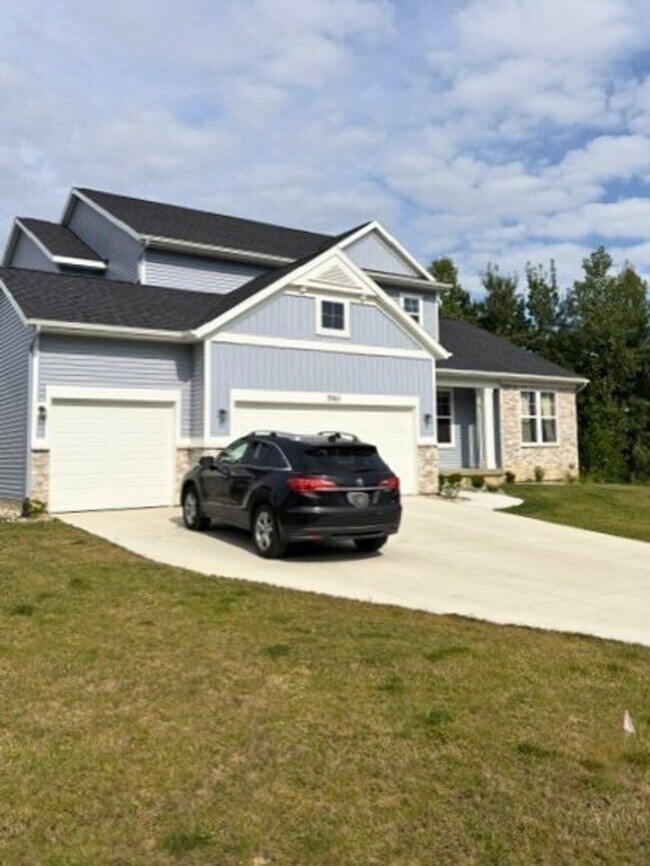 Building Photo - 5961 Claymont Ct SE