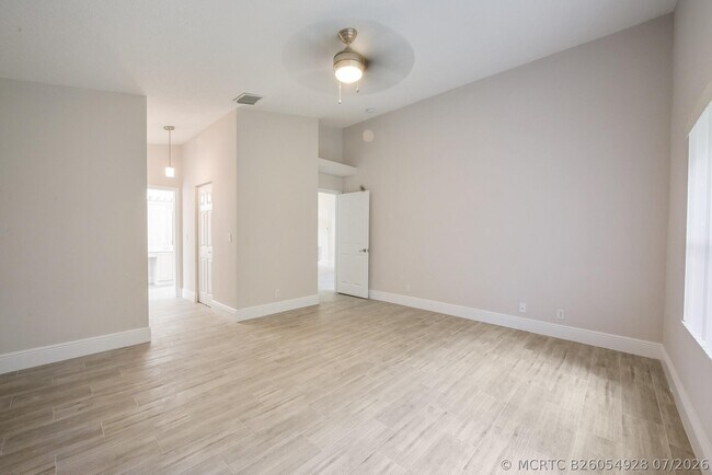 Building Photo - 172 Jones Creek Dr