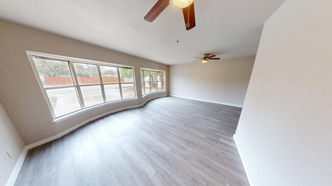 Building Photo - 2018 Shoemaker Dr