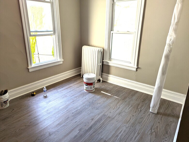 Building Photo - 139 S Lumber St