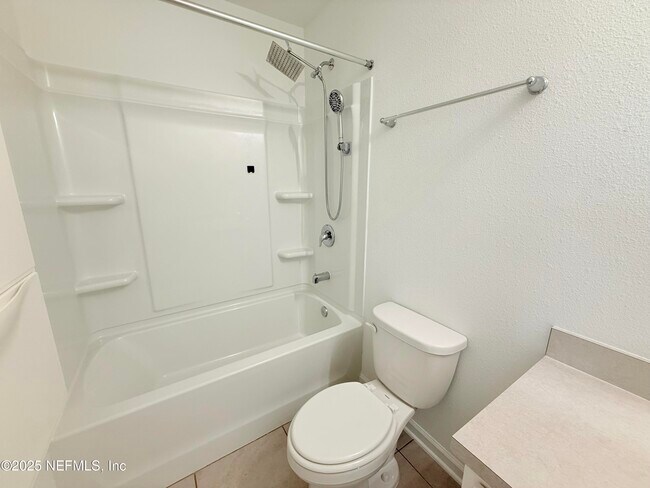 Building Photo - 418 Talulla Trl