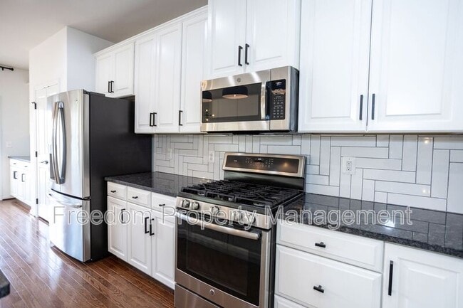 Building Photo - 2023 Serviceberry Rd