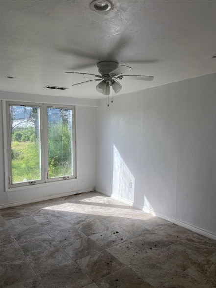 Building Photo - 6652 Co Rd 125