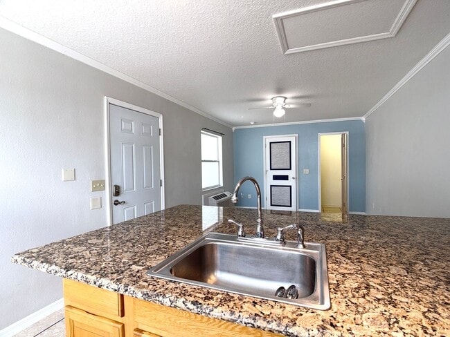 Building Photo - Move-in ready Efficiency in the Coveted Area of Four Corners Area—Water and Electric Included (wi...
