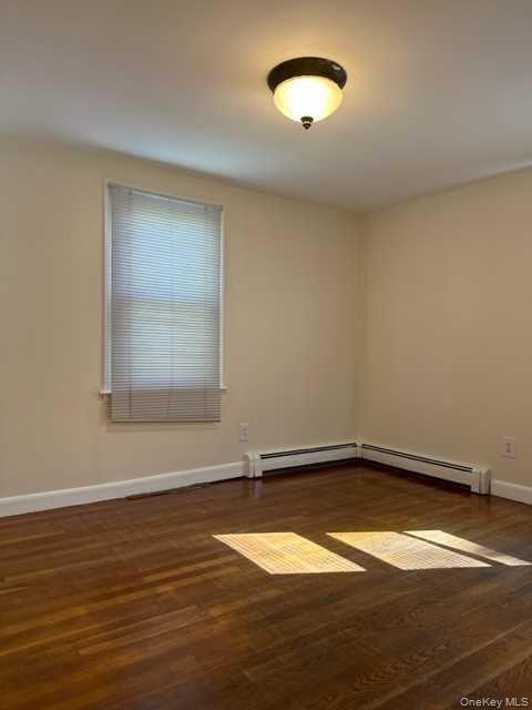 Building Photo - 131 Spackenkill Rd