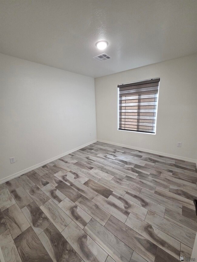 Building Photo - 3874 Santa Sophia St