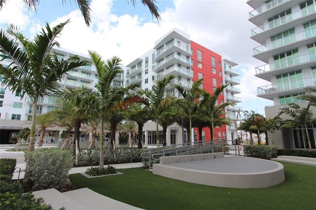 Building Photo - 7875 NW 107th Ave