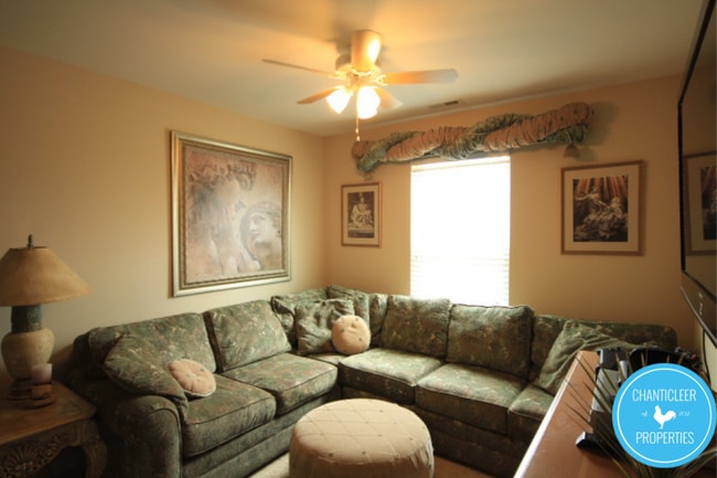 Building Photo - 4410 Hillsgrove Rd