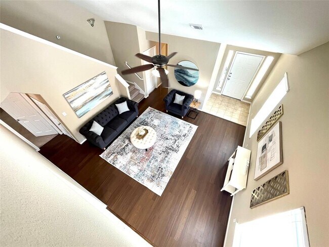 Building Photo - 6330 Applewood Forest Dr