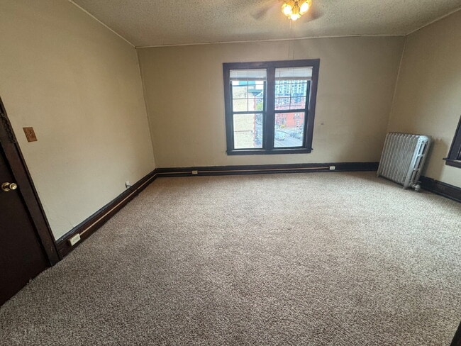 Building Photo - "Charming 410 Sq Ft Studio in the Heart of Minneapolis – Ideal Urban Living!"