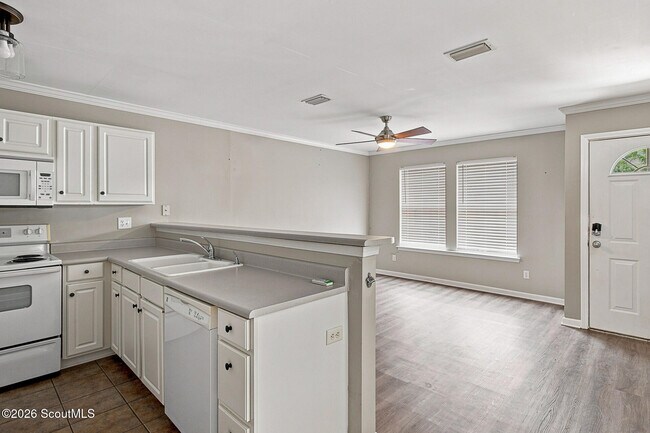 Building Photo - 413 Palmetto St