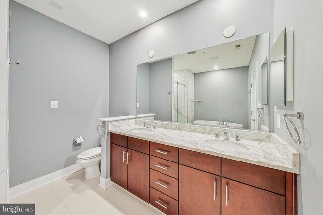 Building Photo - 1458 Piccard Dr