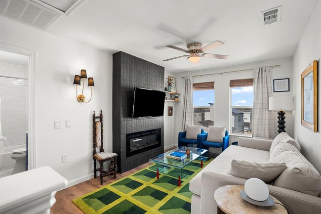 Building Photo - 6208 Perlita Dr