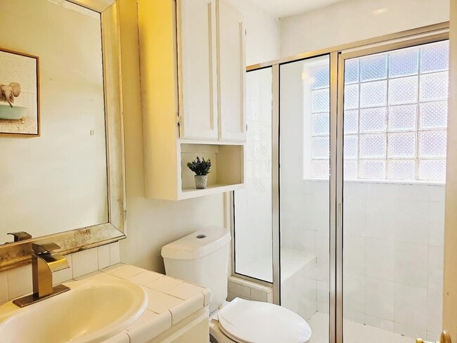 Building Photo - 233 Rancho Viejo Dr