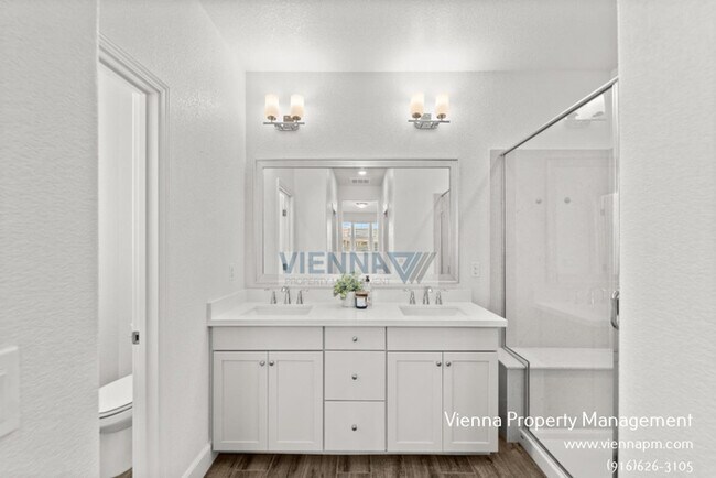 Building Photo - 6000 Waddington Wy